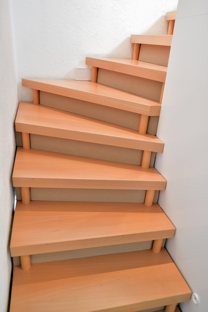 Moderne Lösung Für Offene Treppen: Plexiglas Schließung